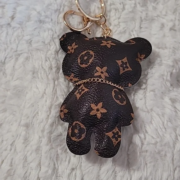 Luxury teddy bear 🧸 keychain bag charm - Picture 3 of 5